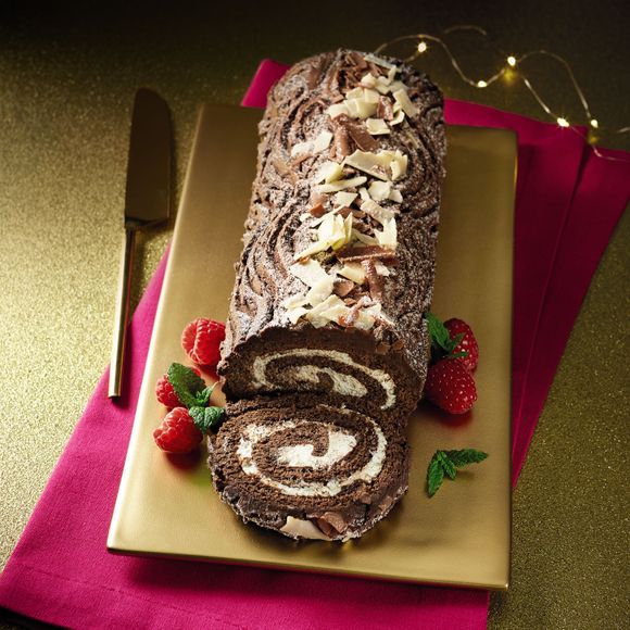 Hand Finished Belgian Chocolate Yule Log 815g Specially Selected